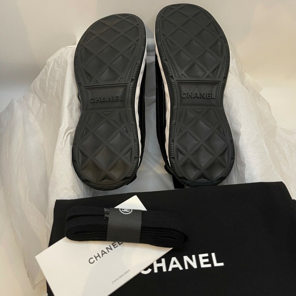 ❌❌ SOLD Chanel NIB 2021 Black Calfskin Gold CC Logo 38 EUR Runners Trainers - Picture 8 of 12